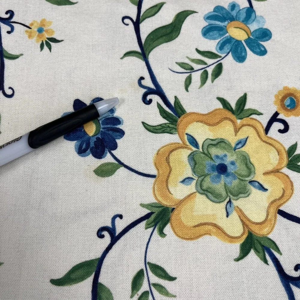 AERIN x Williams Sonoma Cordoba Tablecloth 68x105 Cotton Floral Lauder 2019